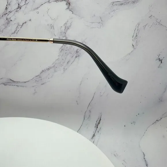 New MIU MIU Sunglasses - Picture 8 of 16